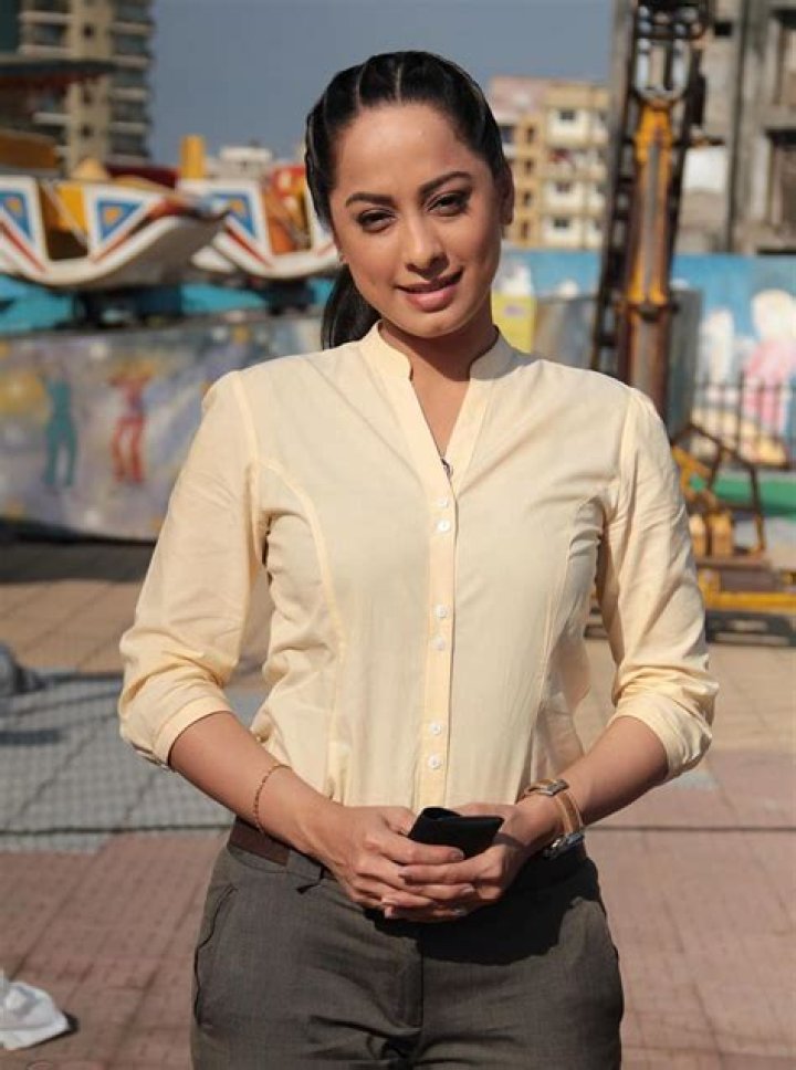 Actress Ansha Sayed HD Photos and Wallpapers August 2020 - Gethu Cinema