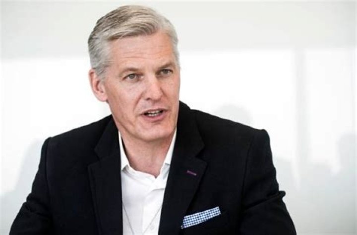 Andre de Ruyter Bio, Wikipedia, Age, Salary, House, Qualifications, Net Worth, Family, Wife, Contact Details