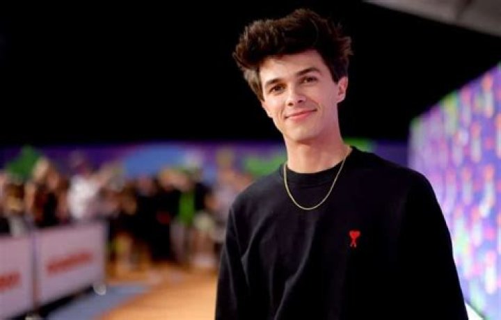 Brent Rivera Bio, Age, Net Worth, Wiki, Wife, TikTok, Sister, Height, Movies and TV Shows, Adopted