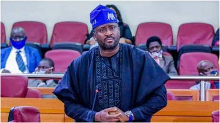 Desmond Elliot