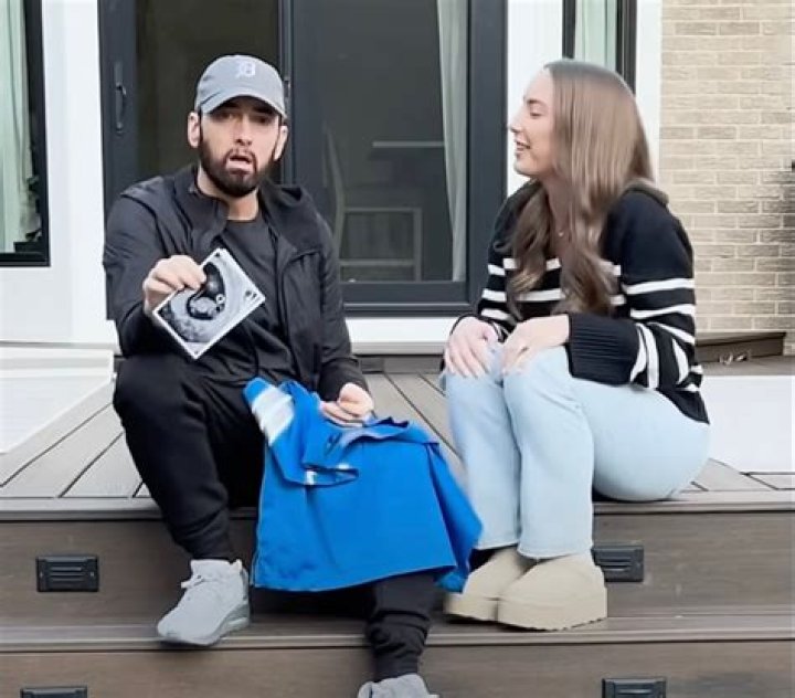 Eminem's Ex Wife Kimberly Anne Scott Biography: Age, Net Worth, Husband, Wiki, Instagram, Height, Books, Boyfriend, Sister, Song