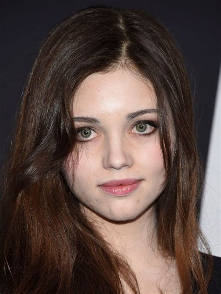 India Eisley Bio, Age, Eye Color, Net Worth, Height, Parents, Movies, Mother, Wiki, Twitter, Boyfriend