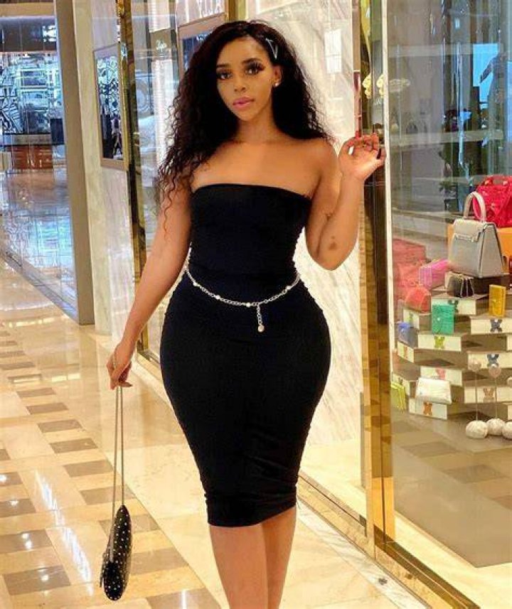 Kimberly Kholiwe Bio, Age, Instagram, Pictures, Net Worth, Wiki, Boyfriend, Pictures