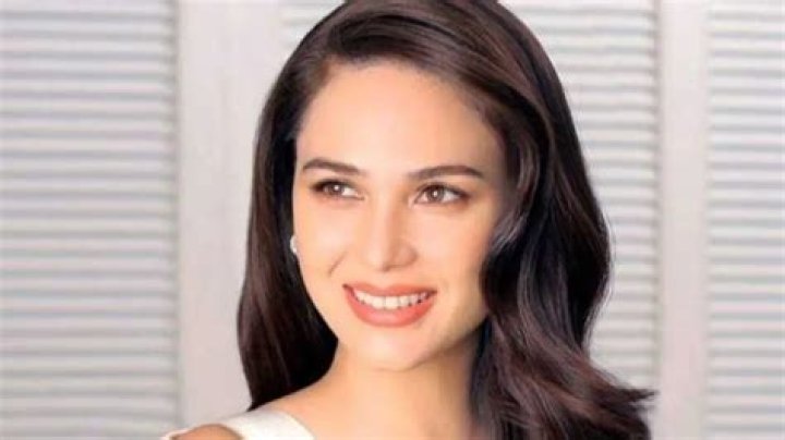 Kristine Hermosa Biography, First Husband, Net Worth, Age, Children, Movies, TV Shows, Adopted Son, Father, Vlog