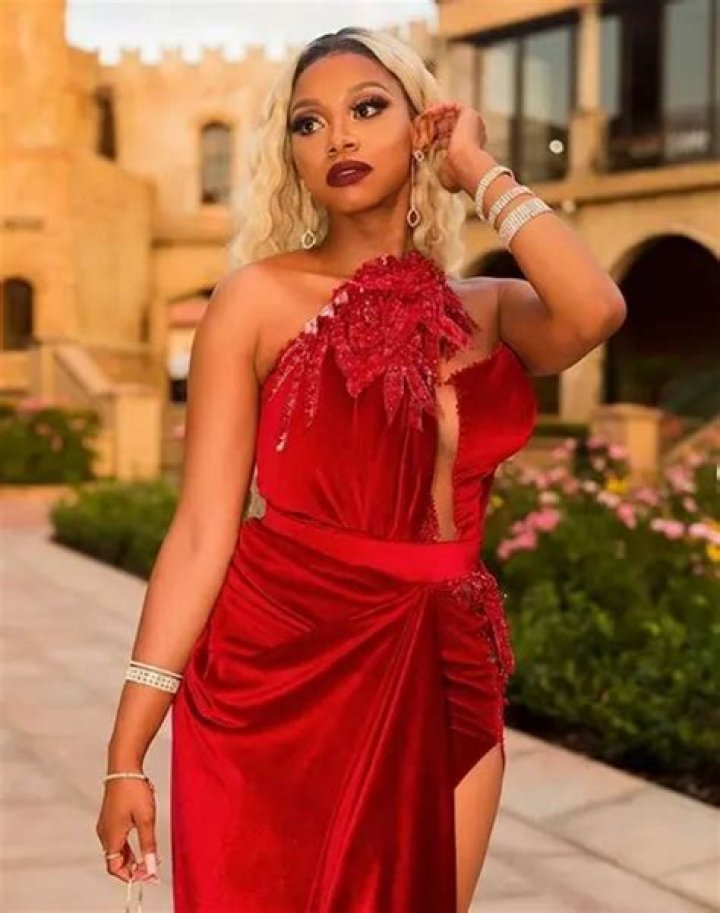 Larona Moagi Biography