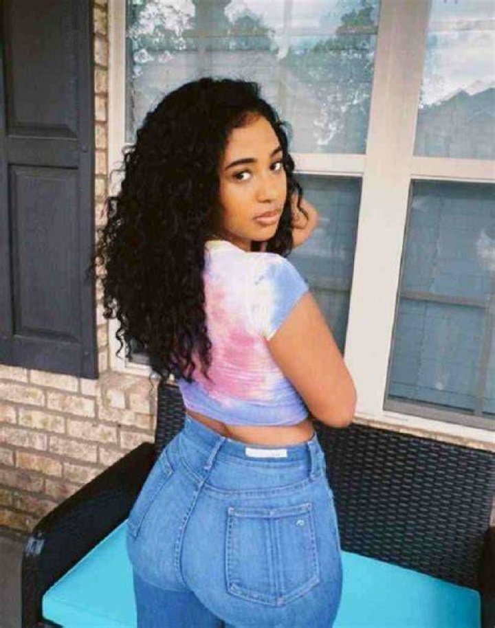 Mya Yafai Photo