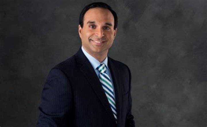 Off Camera with. . . Zubin Mehenti - ESPN Front Row