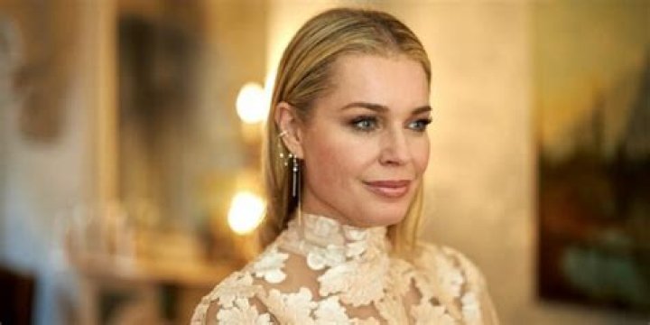 Rebecca Romijn Biography, Netflix, Age, Net Worth, Movies & TV Shows, Husband, Height, Friends, Wiki, Children