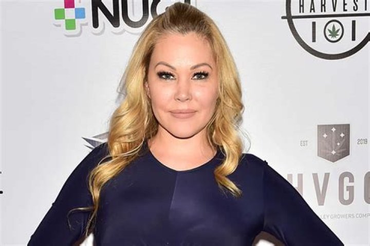 Shanna Lynn Moakler Biography: Instagram, Age, Net Worth, Spouse, Boyfriend, Pictures, Movies, Model, Parents, Wikipedia