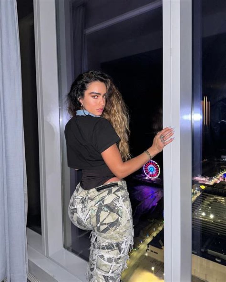 Sommer Ray Bio, Age, Net Worth, Height, Wikipedia, Boyfriend, Instagram, Dating, Twitter, YouTube
