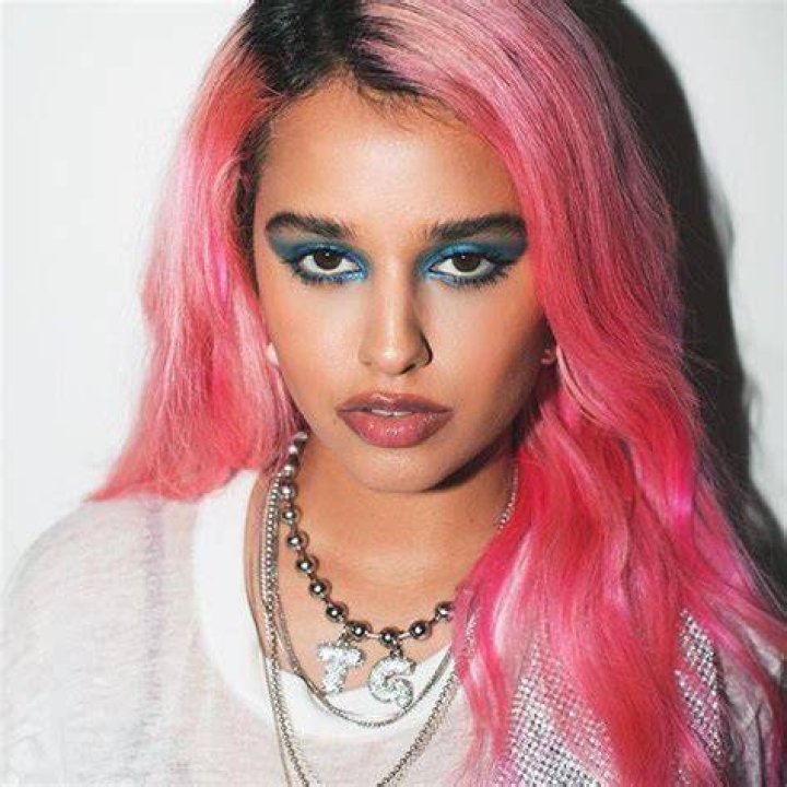  Tommy Genesis Biography: Age, Albums, Net Worth, Boyfriend, Children, Parents, Height