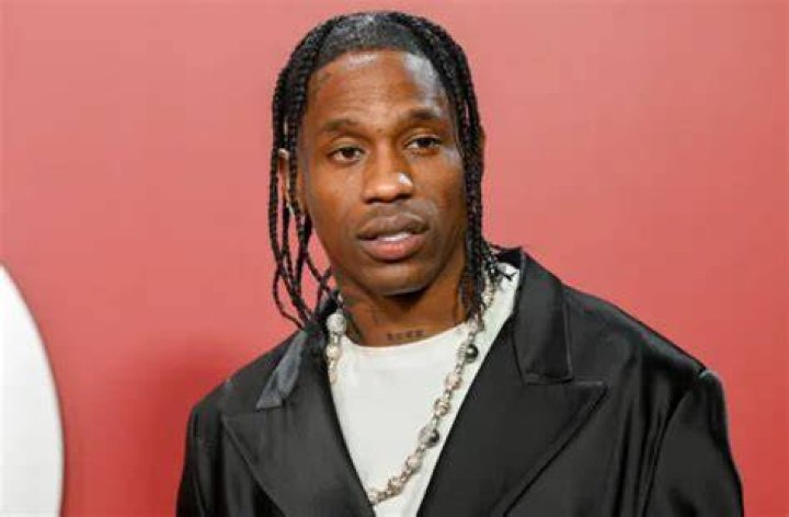 Travis Scott Bio, News, Age, Net Worth, Wife, Awards, Height, Wikipedia, Songs, Album, Daughter