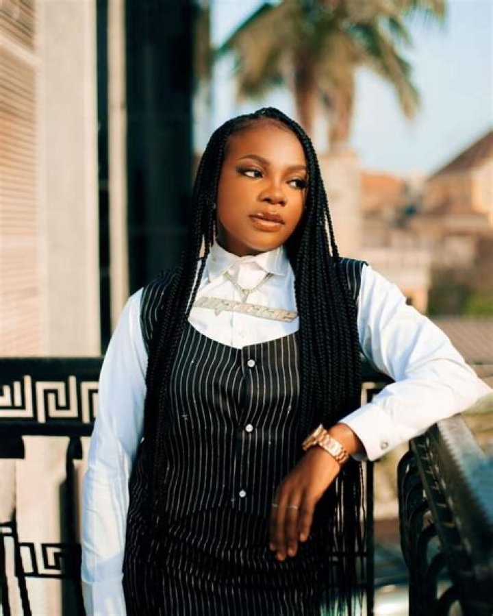Ugoccie Biography, Age, Net Worth, Songs, Boyfriend, Do You Really Like Me, Wiki, Lyrics